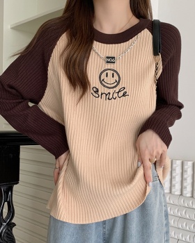 Autumn and winter sweater bottoming tops for women