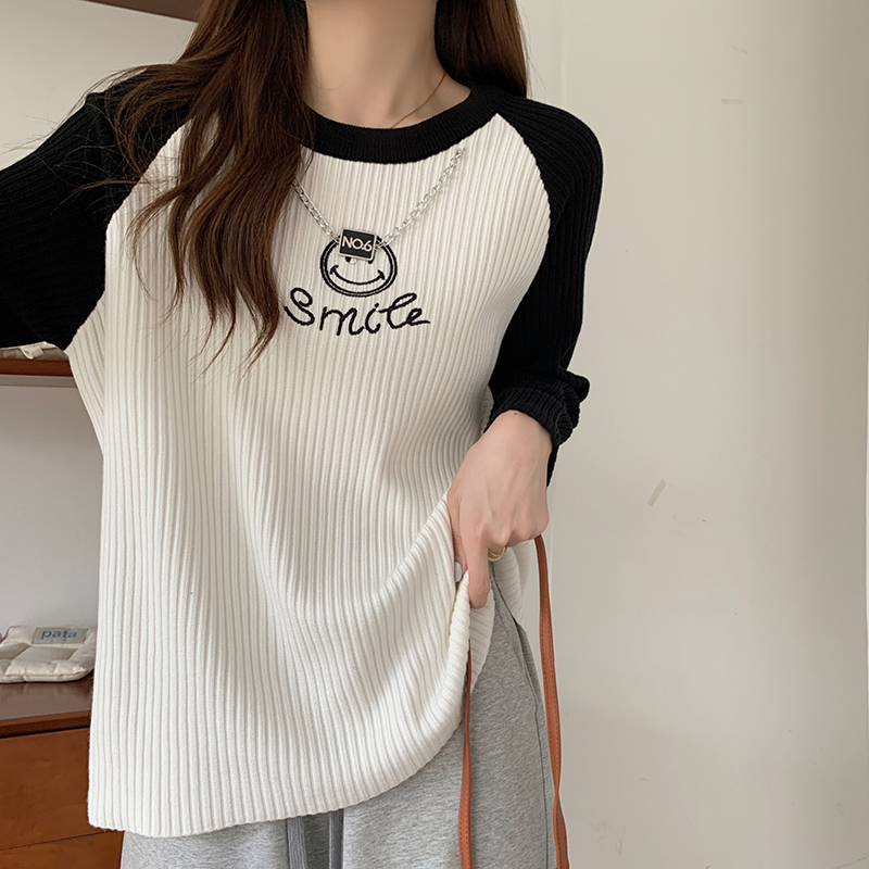 Autumn and winter sweater bottoming tops for women