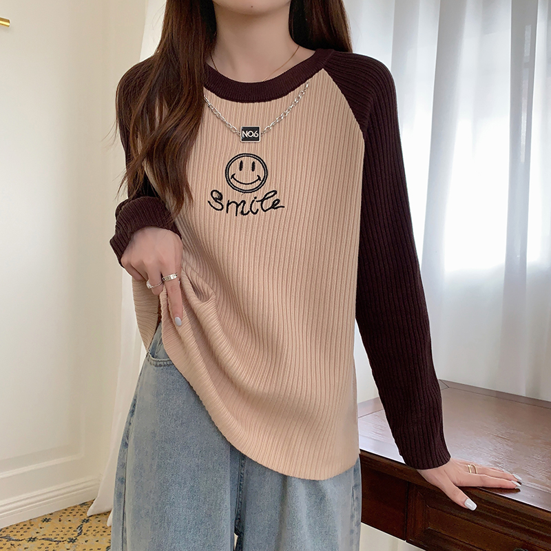 Autumn and winter sweater bottoming tops for women