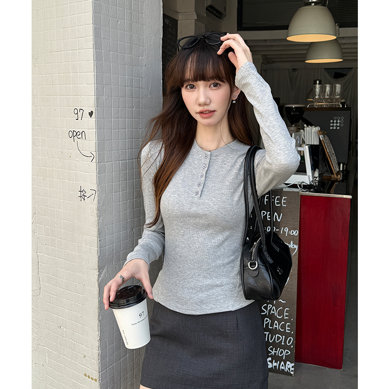 Autumn slim tops black buckle bottoming shirt
