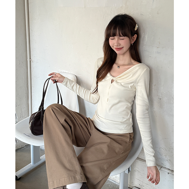 Niche V-neck bottoming shirt France style T-shirt for women