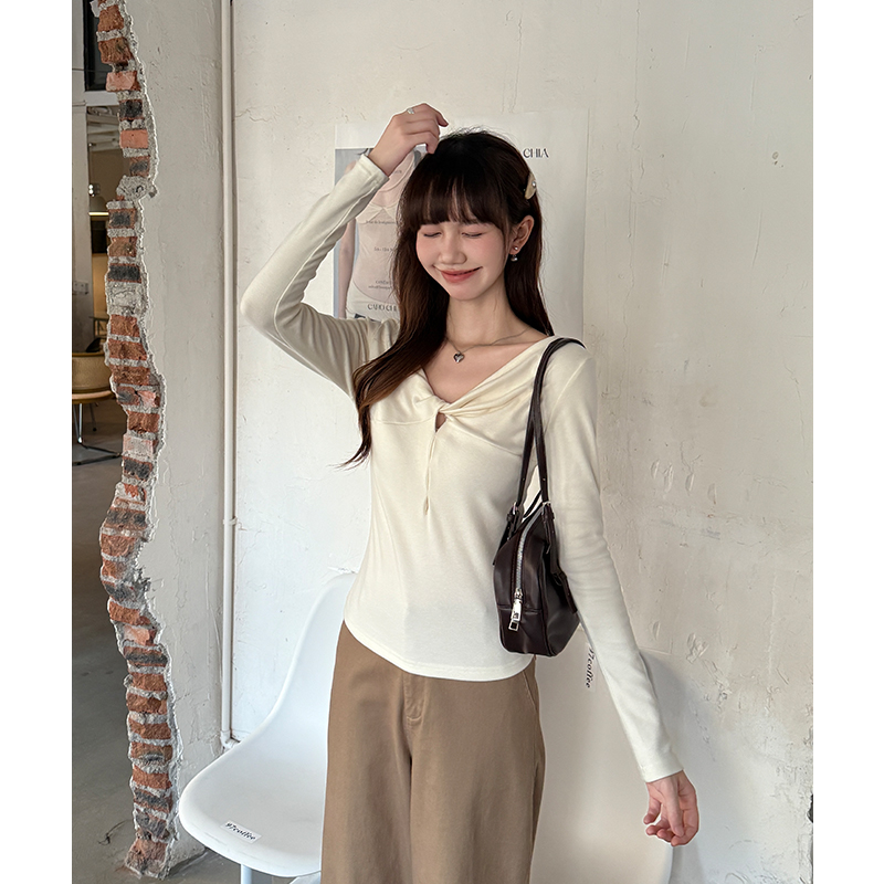 Niche V-neck bottoming shirt France style T-shirt for women