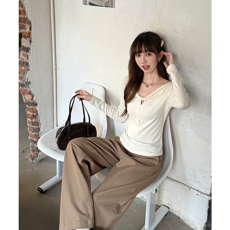 Niche V-neck bottoming shirt France style T-shirt for women