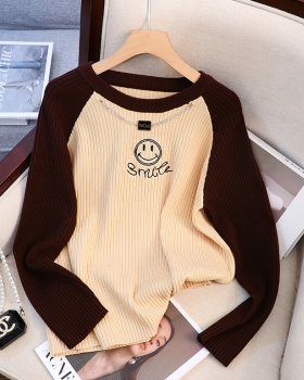 Short thermal tops round neck sweater for women