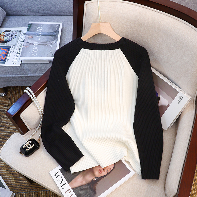 Short thermal tops round neck sweater for women