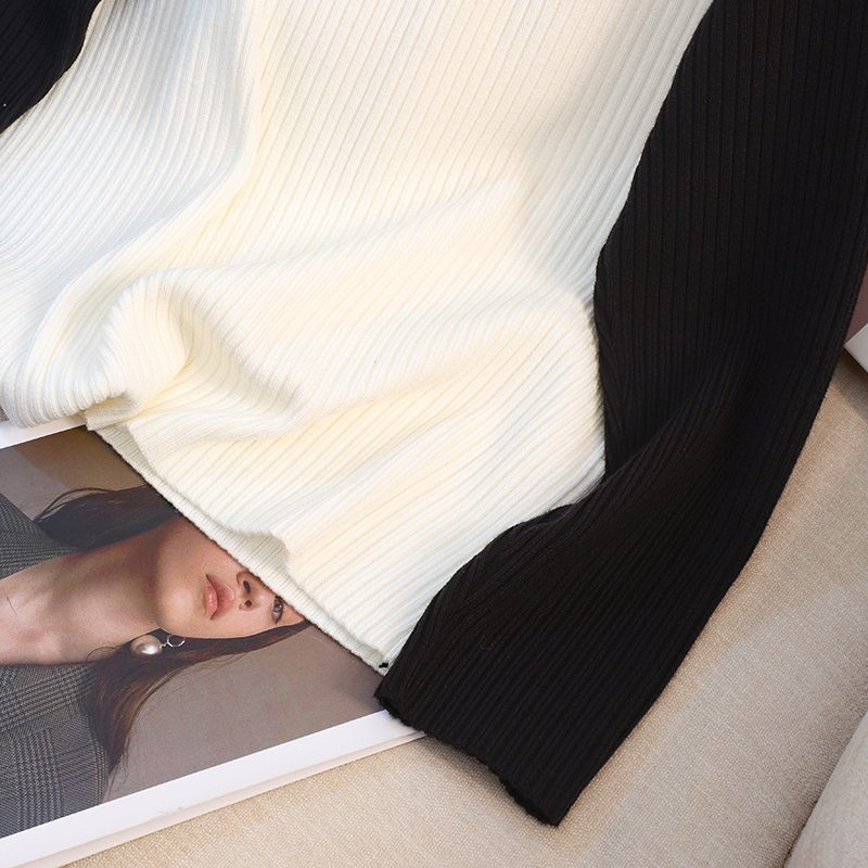 Short thermal tops round neck sweater for women