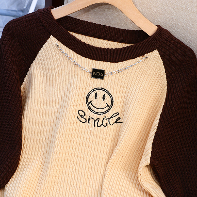 Short thermal tops round neck sweater for women