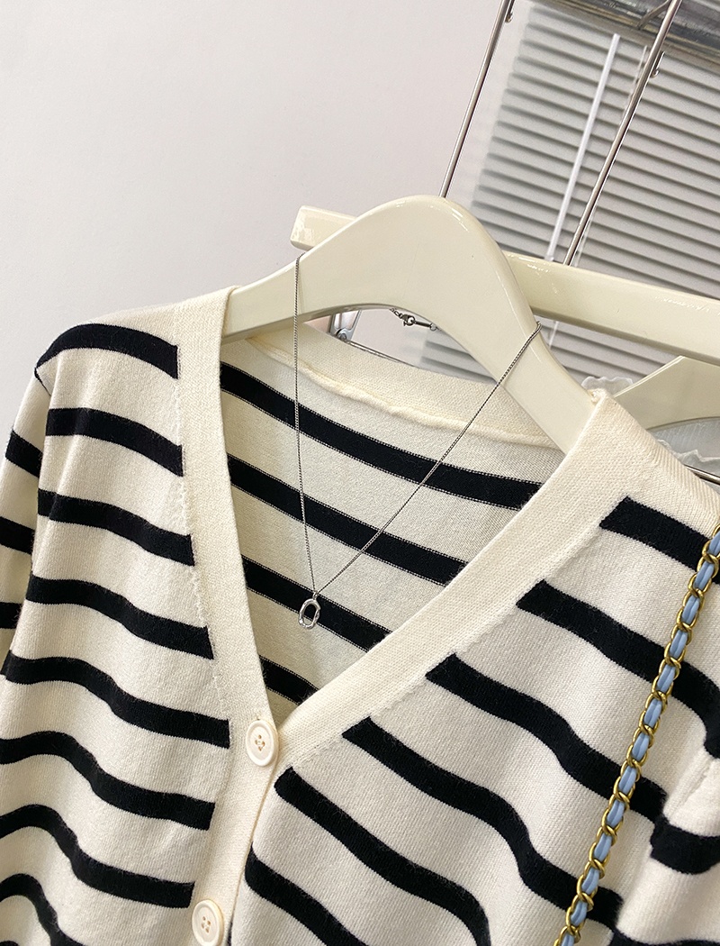 Long sleeve sweater autumn and winter coat for women