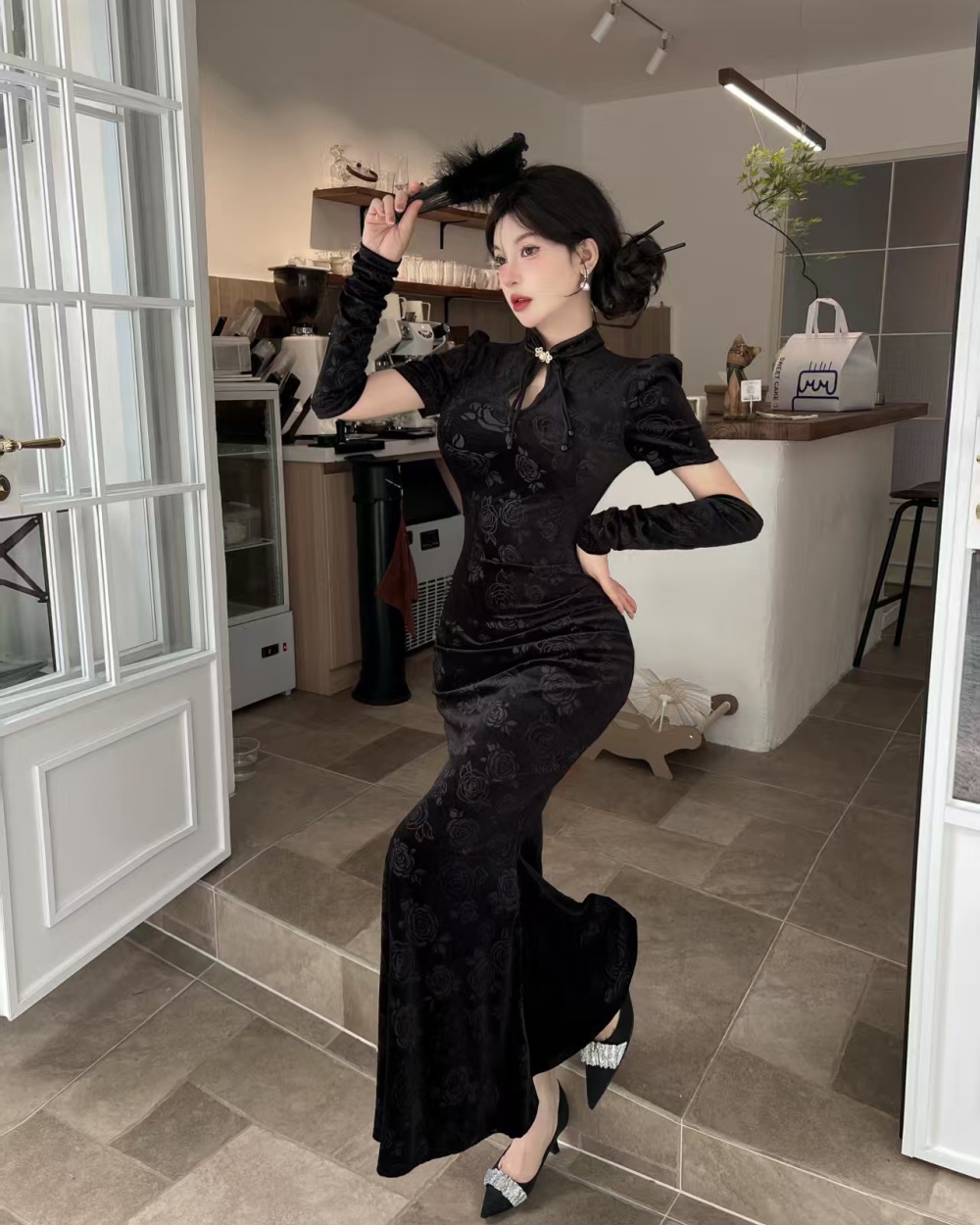 Golden velvet Chinese style cheongsam jacquard dress