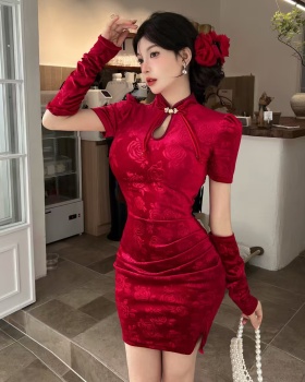 Sexy red cheongsam light Chinese style formal dress