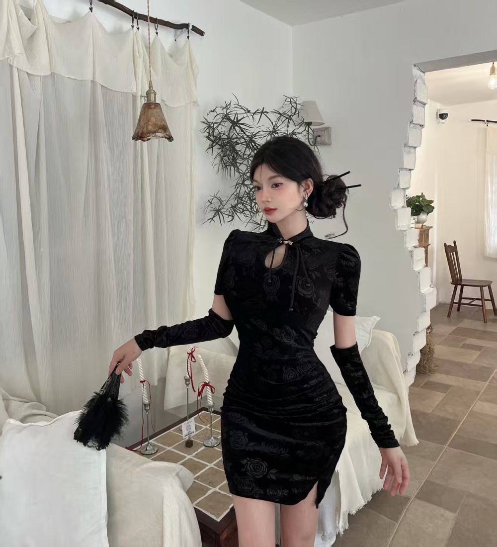 Sexy red cheongsam light Chinese style formal dress