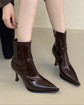 Pointed fine-root boots brown short boots for women