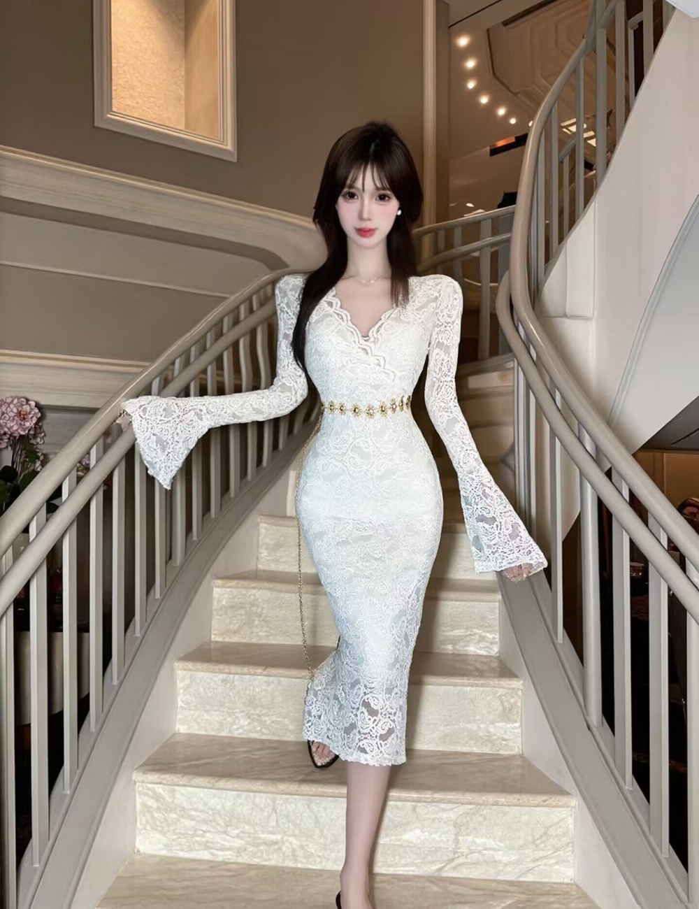 Splice V-neck lace long sleeve enticement dress