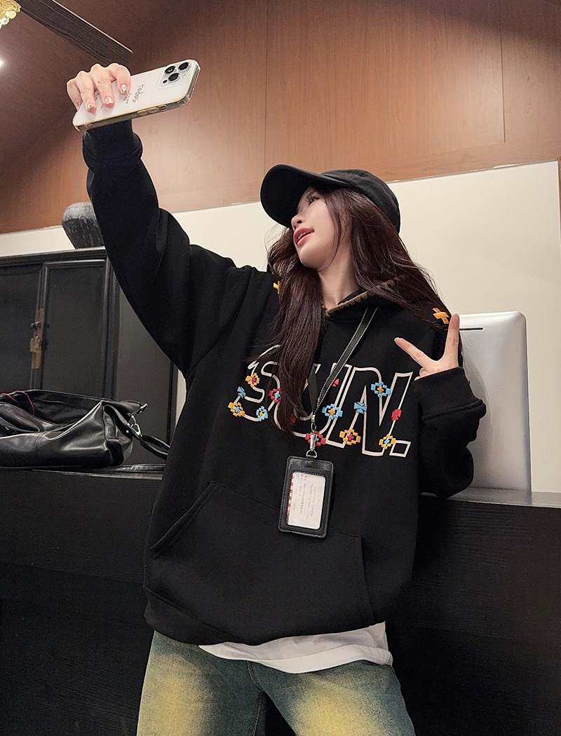 Plus velvet embroidered flowers tops long hoodie for women