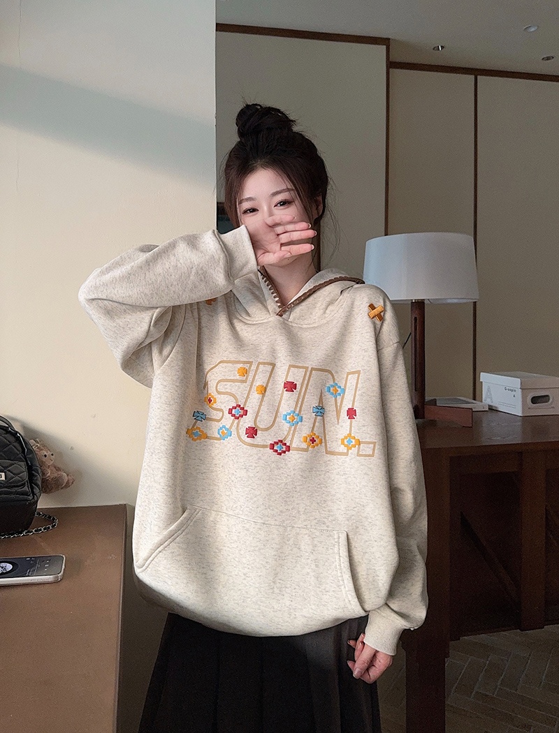 Plus velvet embroidered flowers tops long hoodie for women