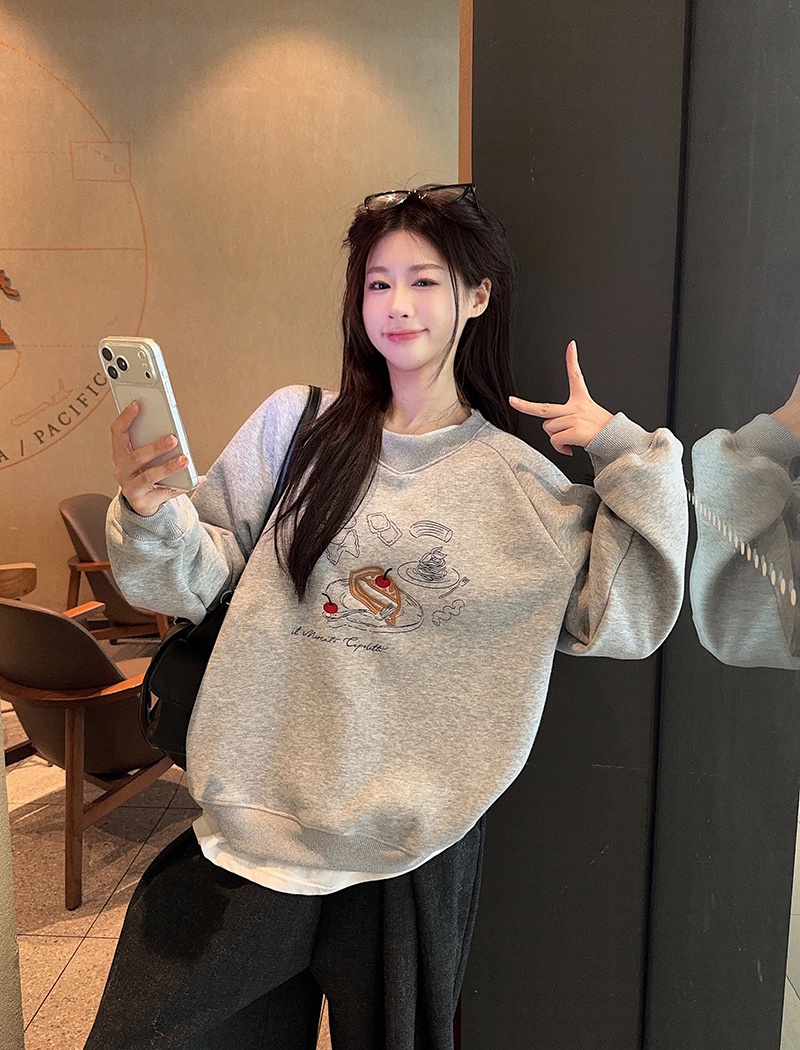 Long large yard round neck hoodie cartoon thermal tops