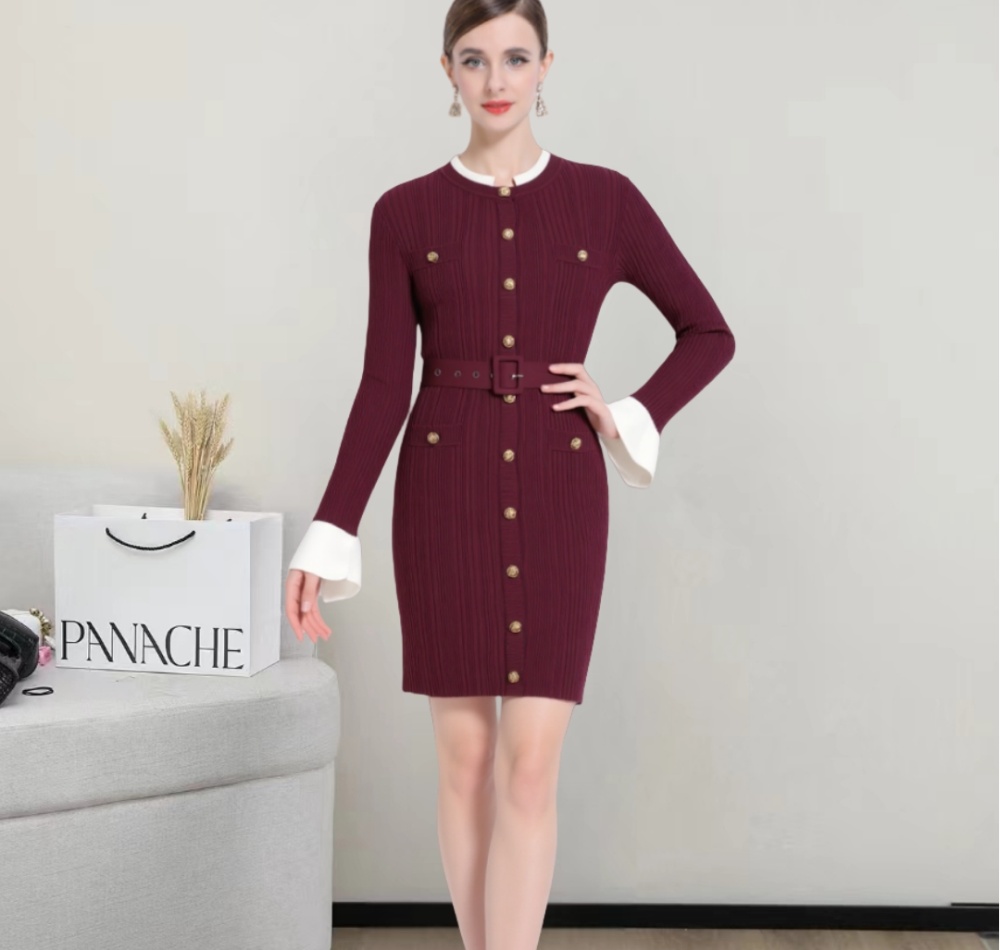 Knitted pinched waist autumn and winter dress for women