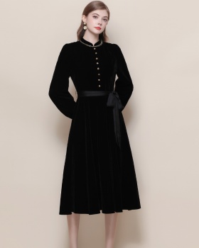 Frenum retro cstand collar pinched waist black dress