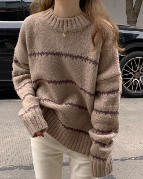 Autumn and winter retro stripe sweater for women
