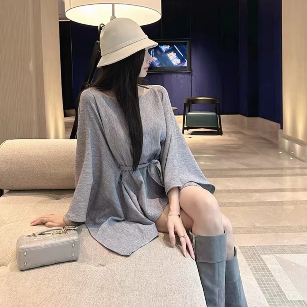 Flat shoulder bottoming shirt autumn and winter tops for women