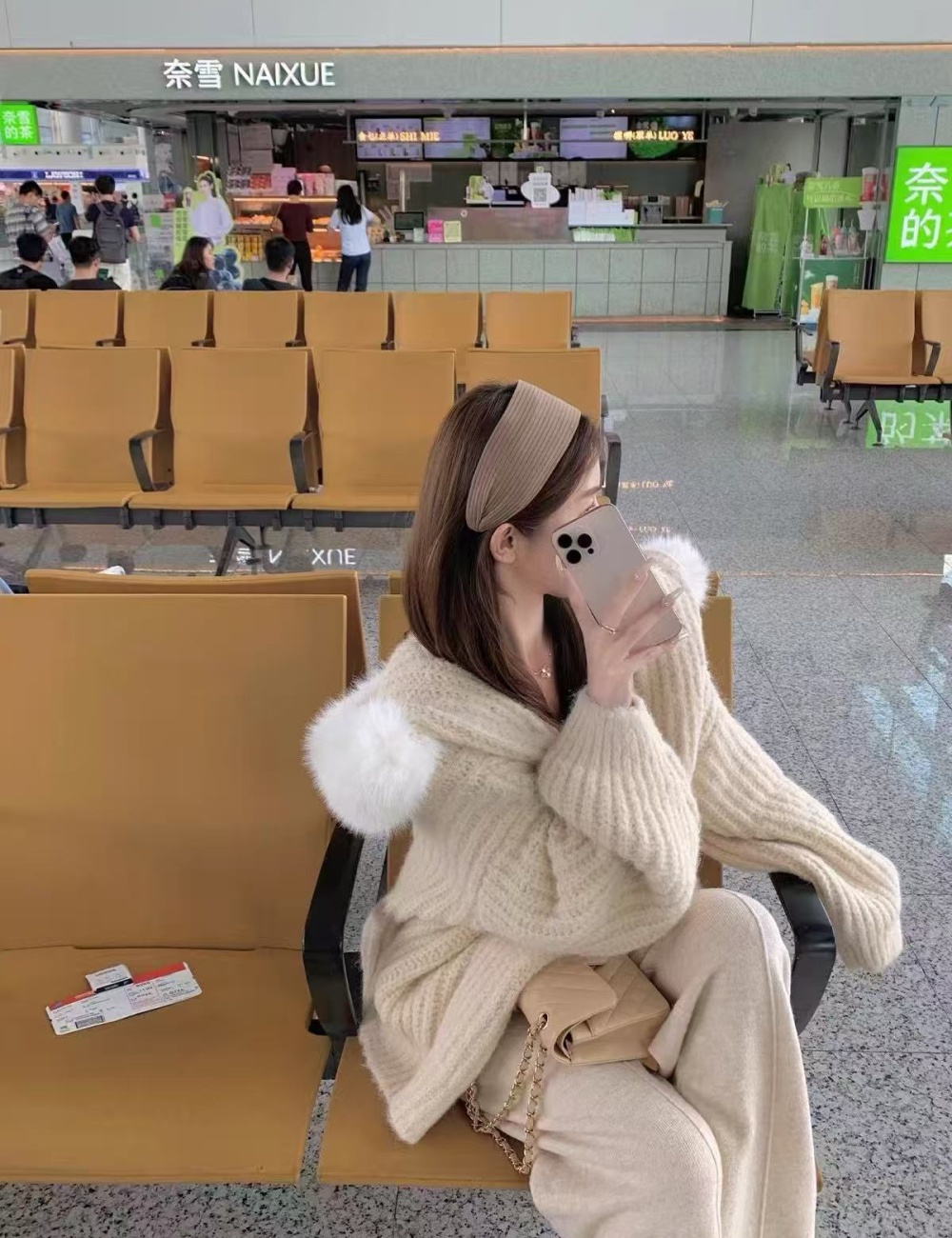 Autumn and winter sweater coat for women