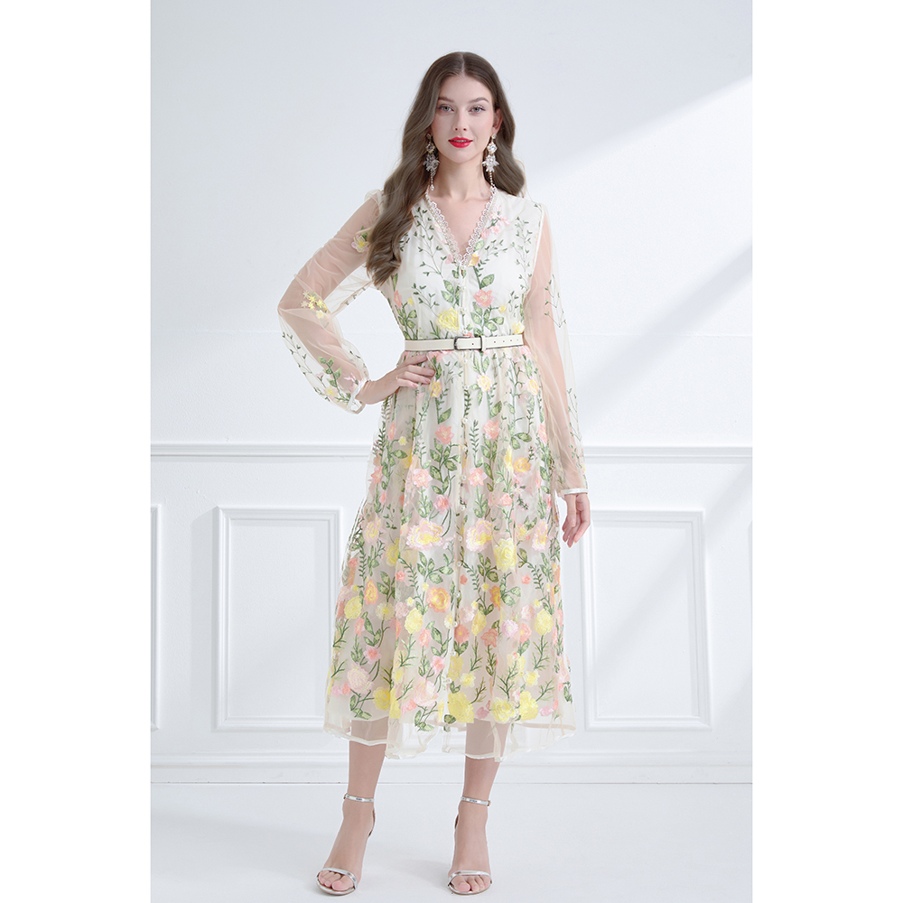 Pinched waist embroidered lace lantern sleeve dress