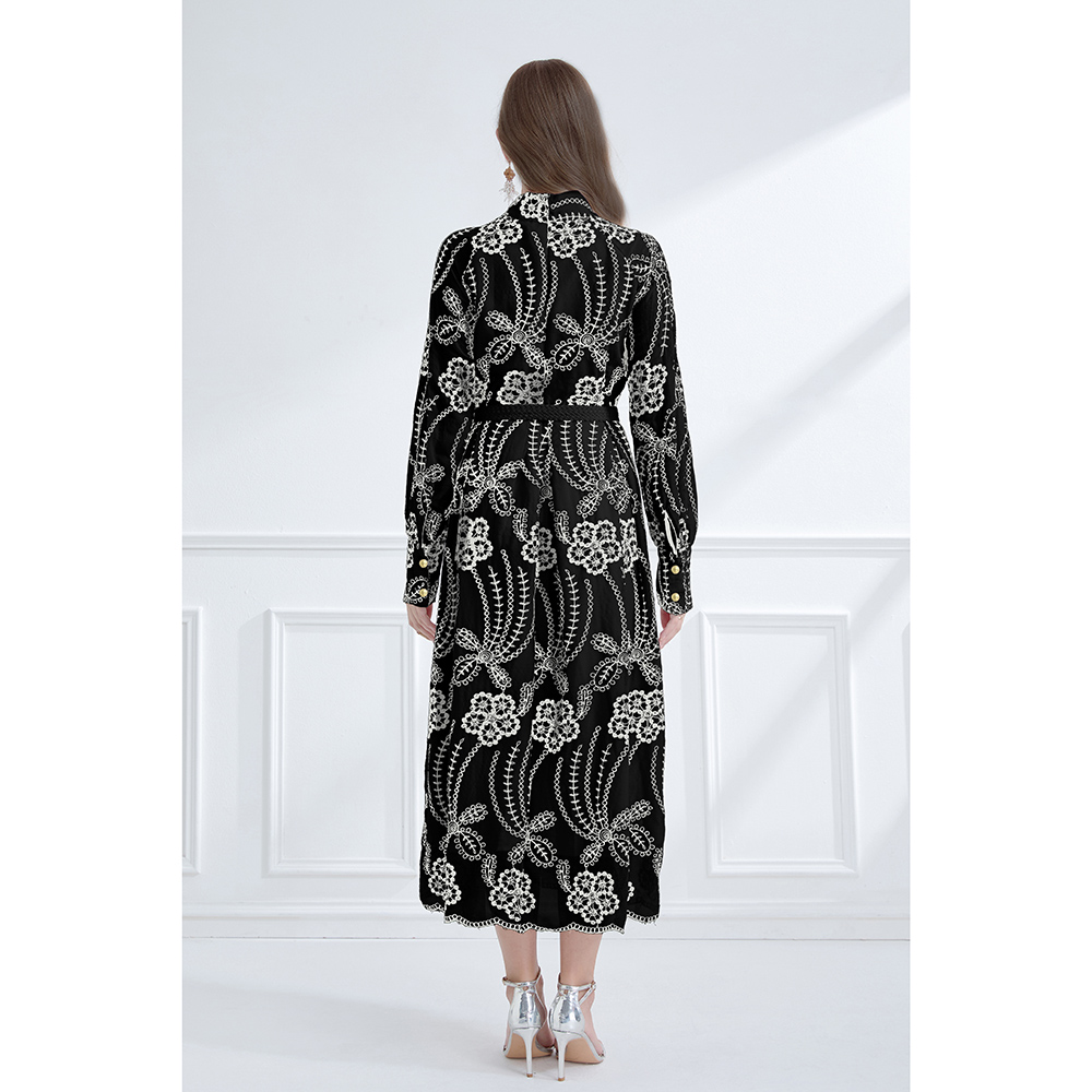 Embroidered lace pinched waist single-breasted dress