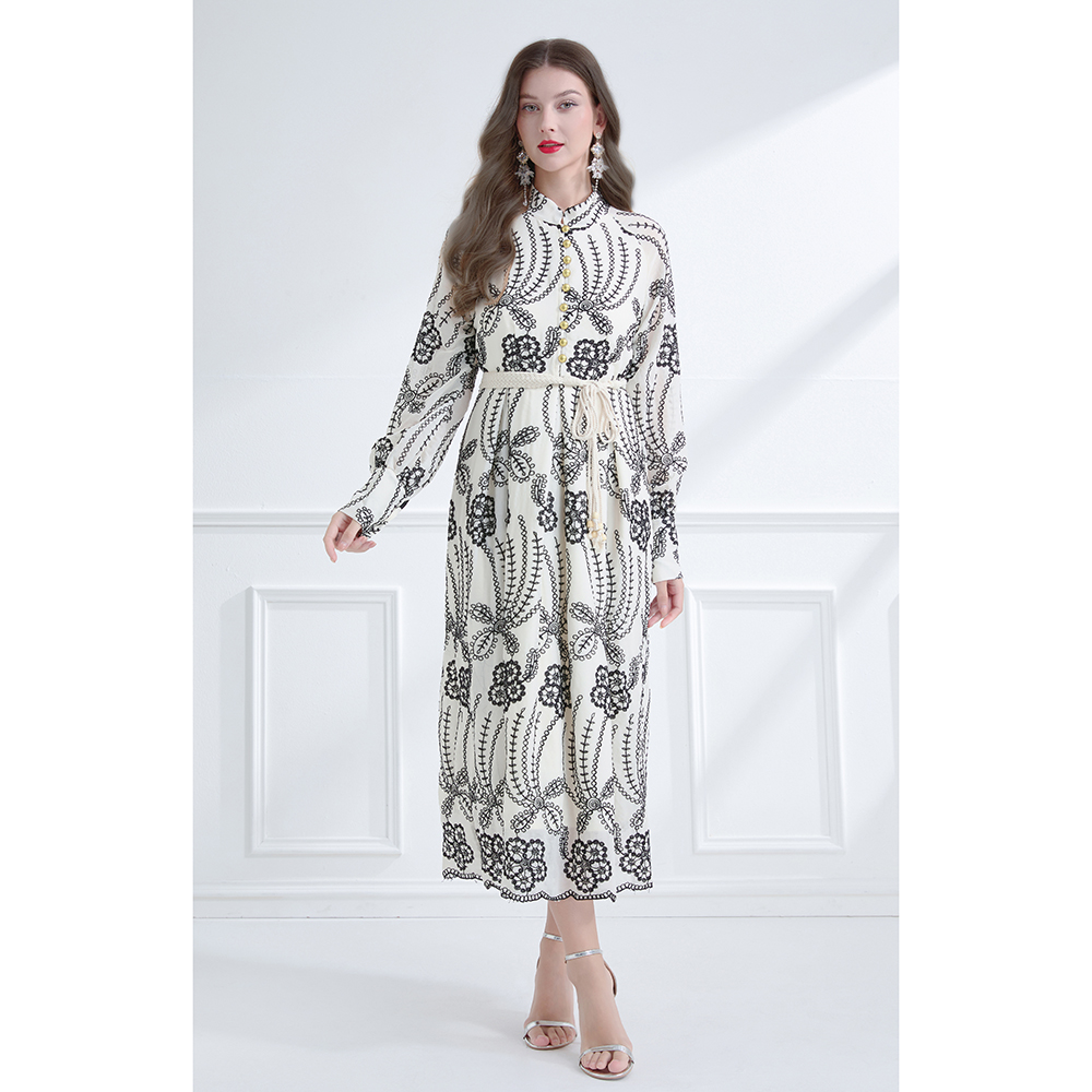 Cstand collar autumn lantern sleeve embroidered dress