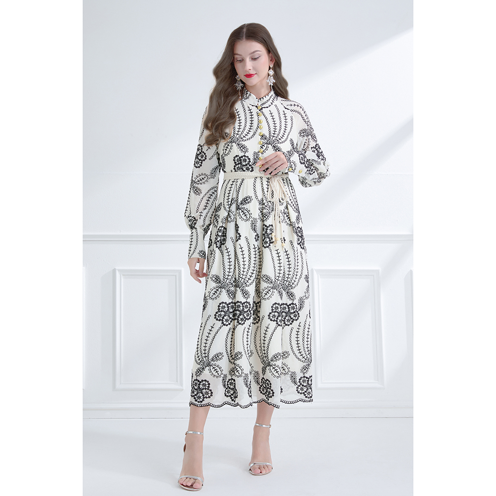 Cstand collar autumn lantern sleeve embroidered dress