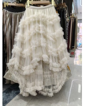 Long and short in front irregular lady skirt