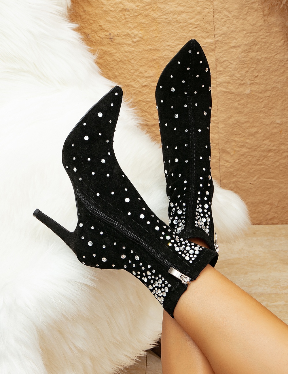 Black autumn and winter high-heeled pointed boots