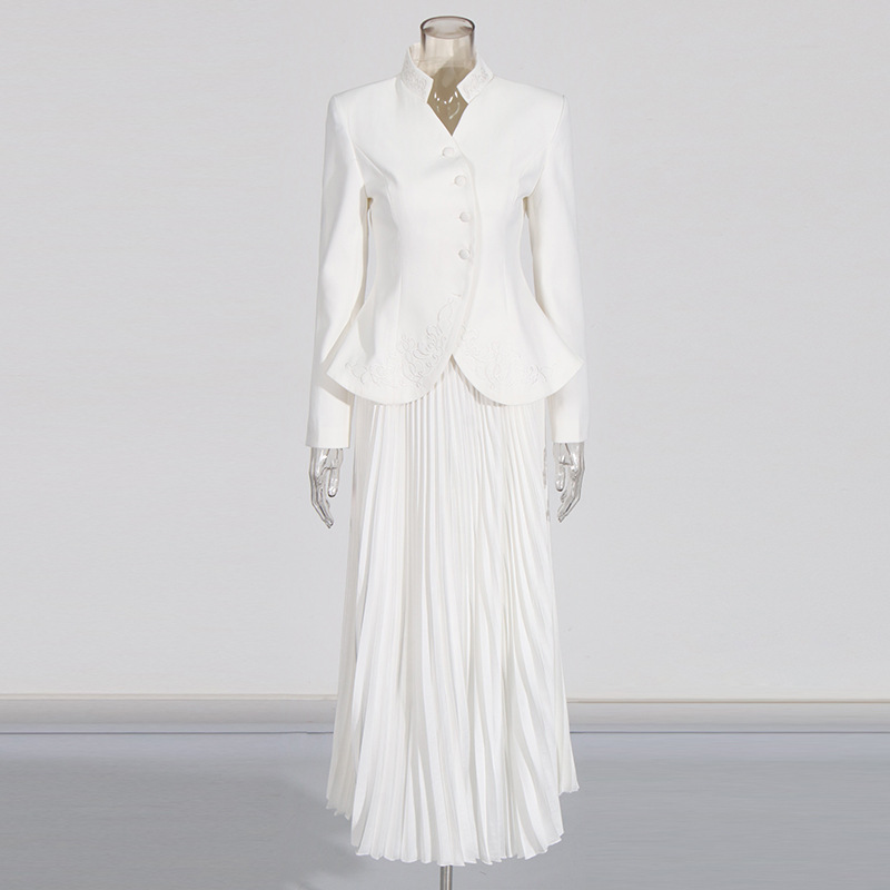 Embroidery skirt coat 2pcs set for women