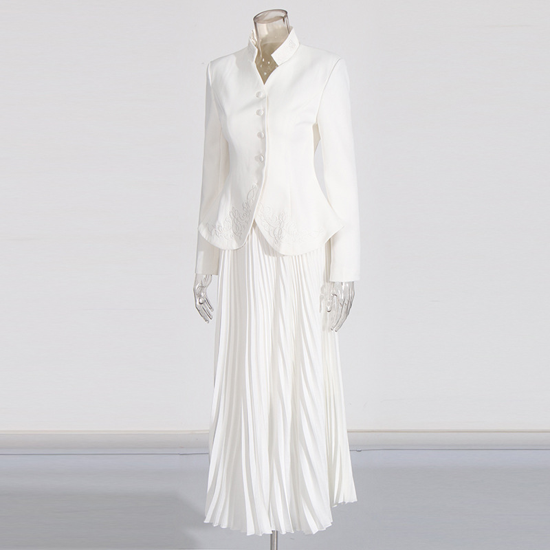 Embroidery skirt coat 2pcs set for women