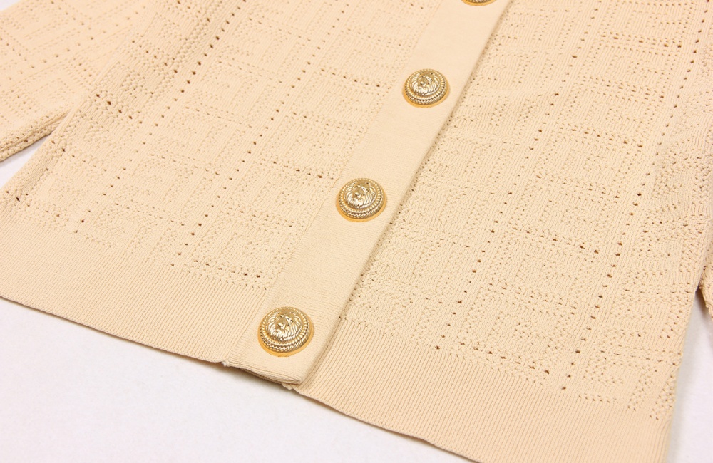 Fashion short coat round neck long sleeve tops for women