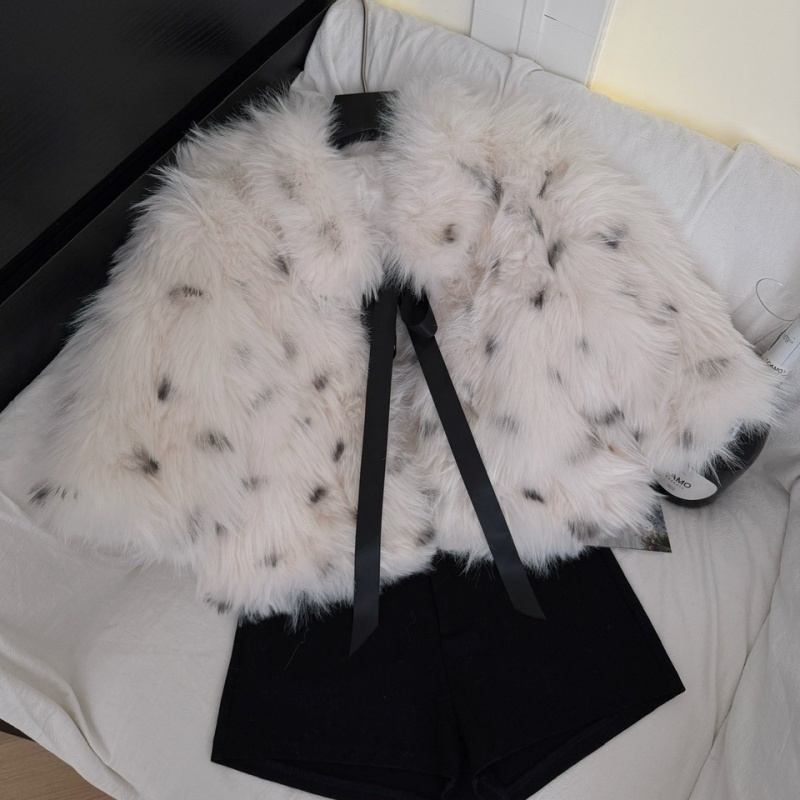 Winter niche coat unique bow cloak for women