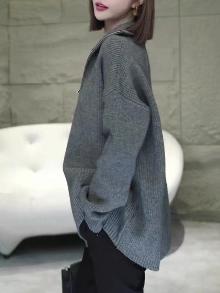 High collar fashion sweater inside the ride coat for women