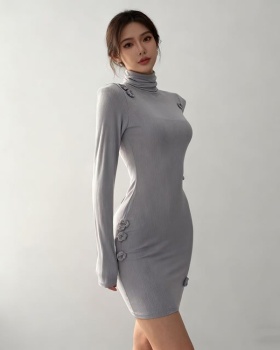 Knitted high collar slim inside the ride dress