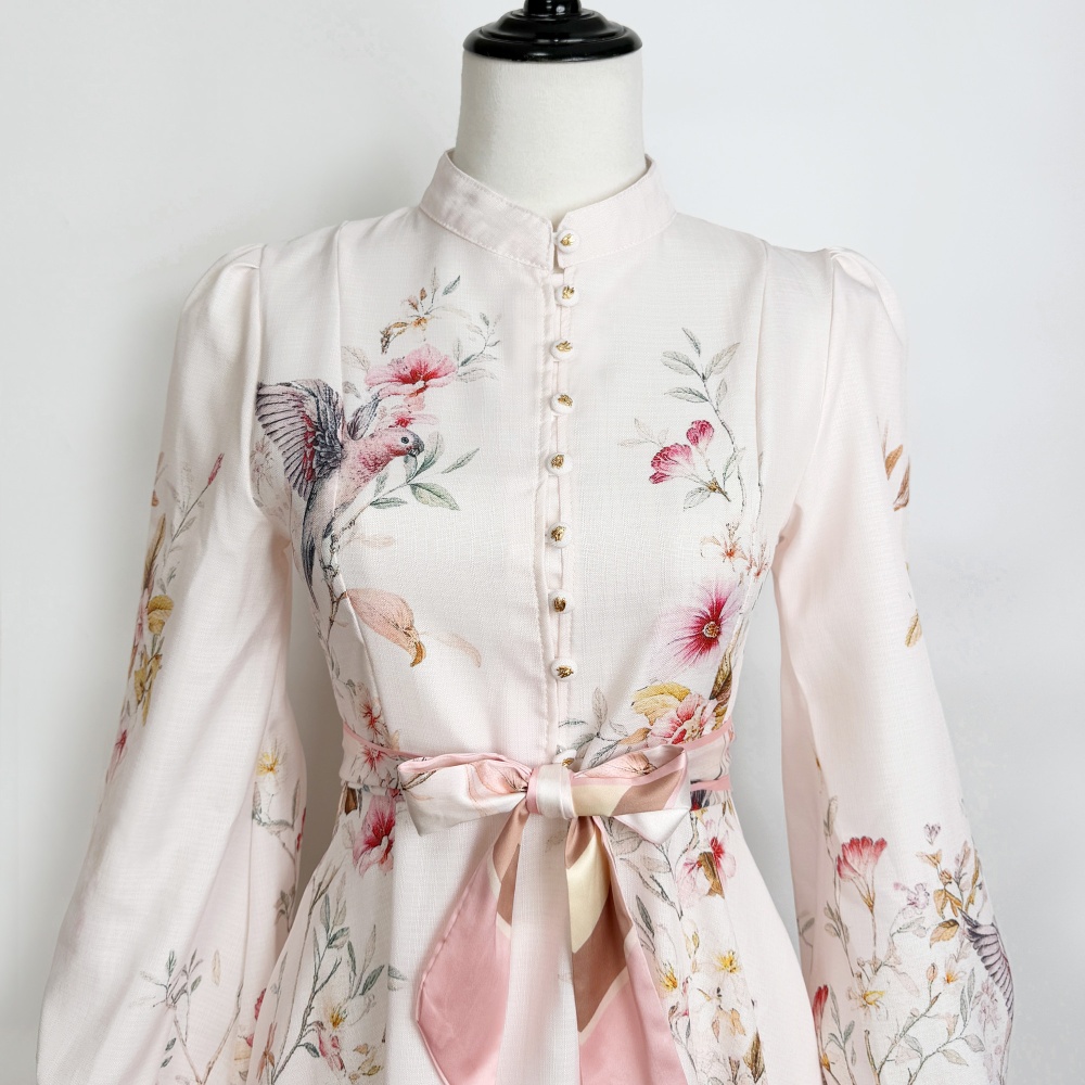 Elegant long pink colors cstand collar printing dress