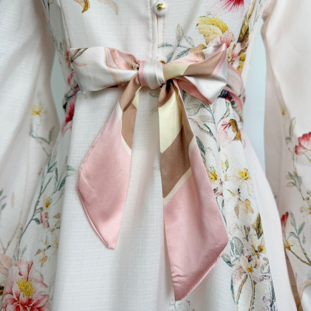 Elegant long pink colors cstand collar printing dress