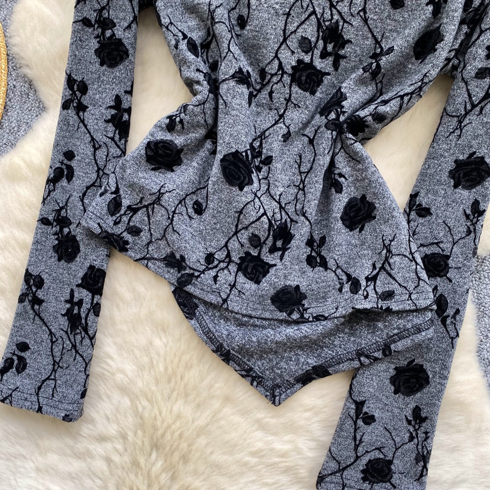 Retro long sleeve T-shirt flocking tops for women