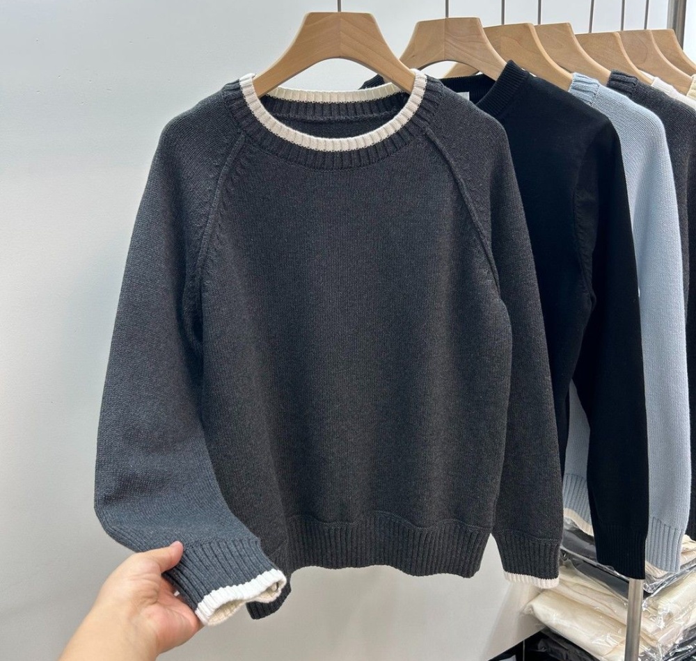 Wears outside loose round neck pullover Korean style sweater