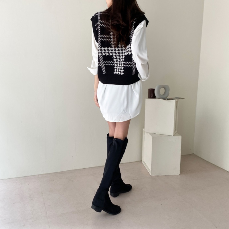 Autumn sleeveless slim vest maiden Korean style tops for women