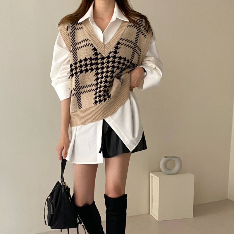 Autumn sleeveless slim vest maiden Korean style tops for women