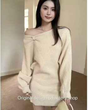 Strapless fashion sweater temperament dress