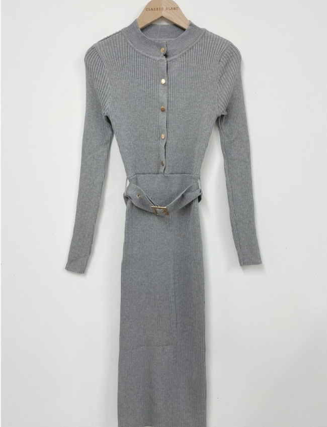 Knitted package hip round neck dress for women