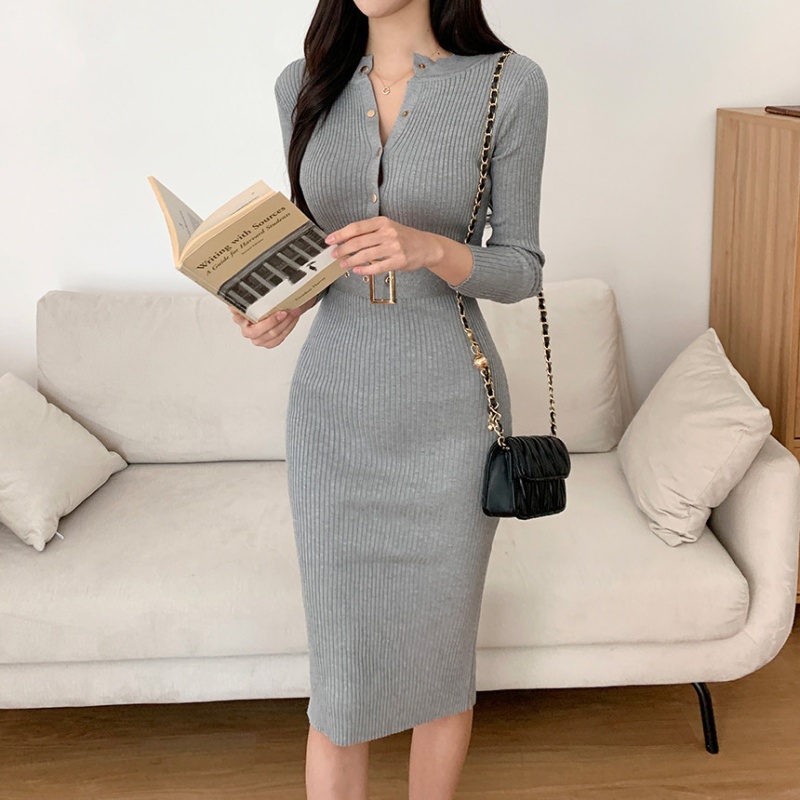 Knitted package hip round neck dress for women