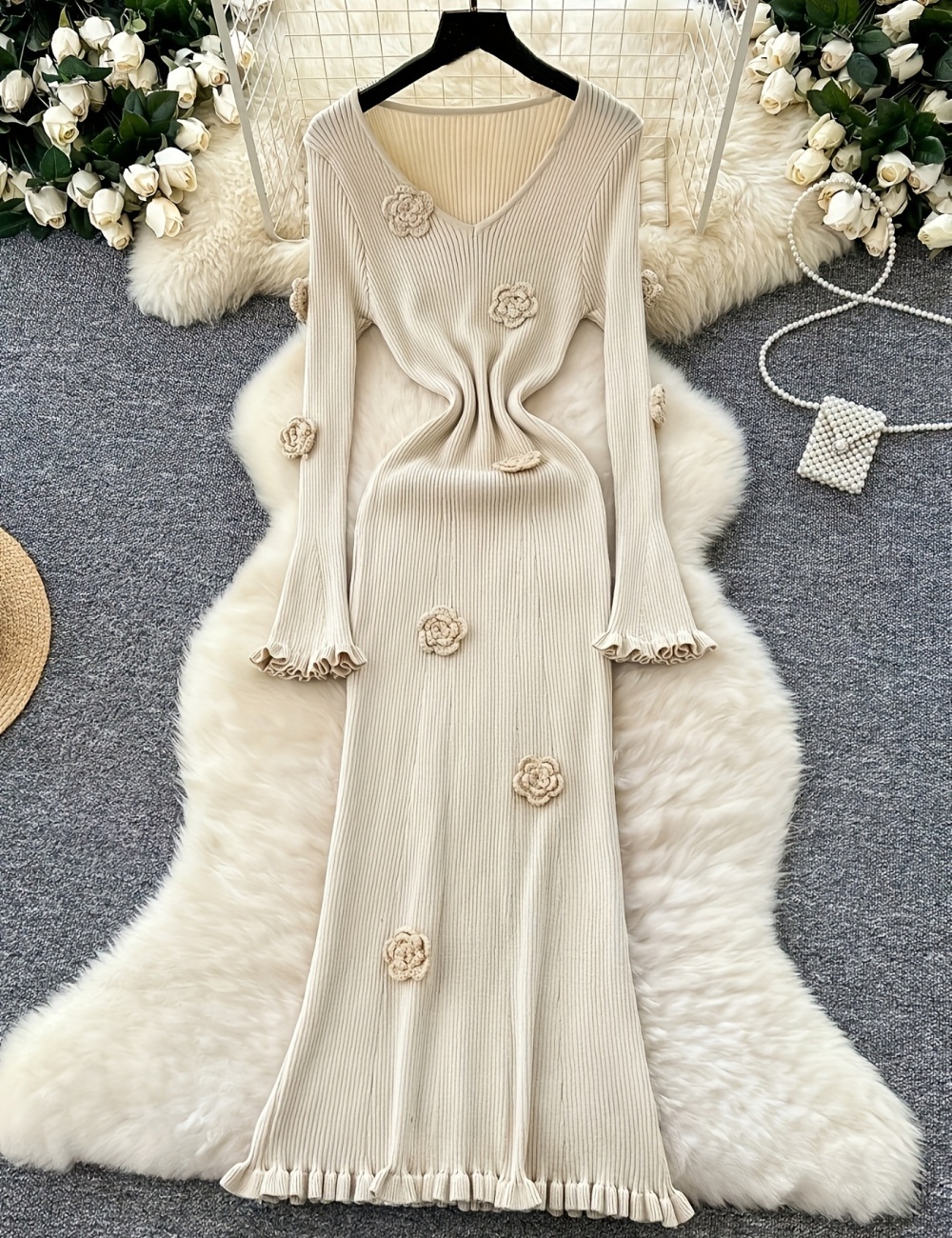 Flowers knitted bottoming long pinched waist dress