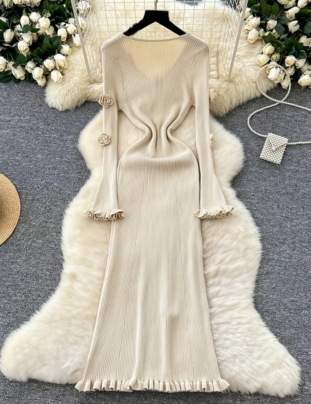 Flowers knitted bottoming long pinched waist dress
