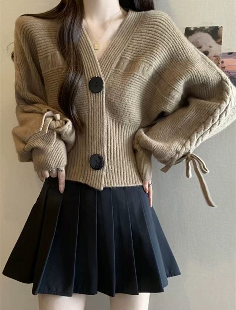 Slim short sweater high waist V-neck cardigan for women