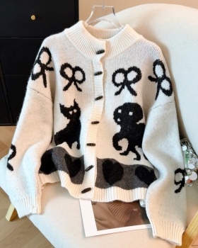 Unique autumn cardigan knitted tops for women